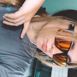 Meet your Posher, Hazel